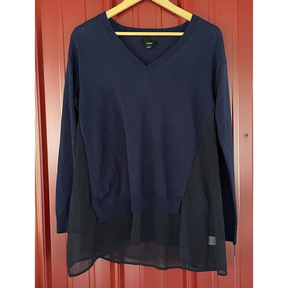 Lumiere Sweater‎ Soft Wool Blend VNeck Long Sleeve Layered Lightweight Medium - Picture 1 of 7